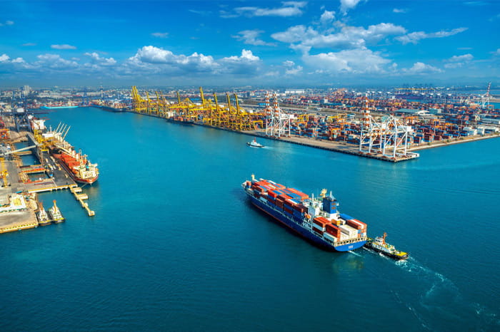 Common Challenges in International Shipping from Saudi Arabia and How to Avoid Them